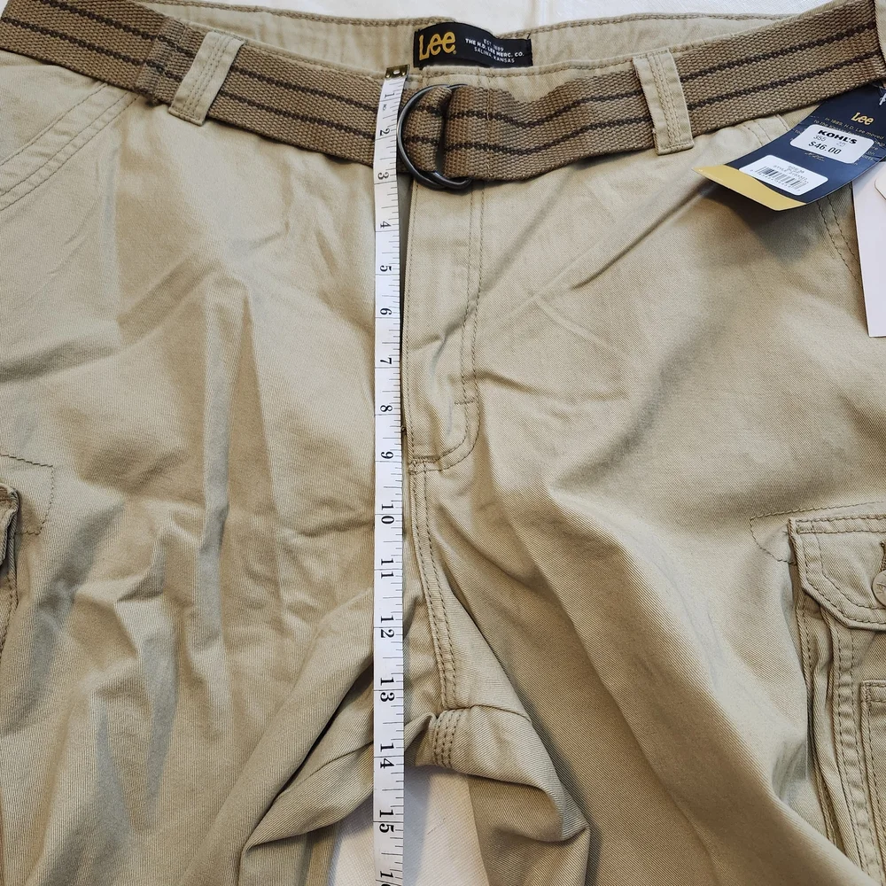 Lee Men's Beige Cargo Shorts